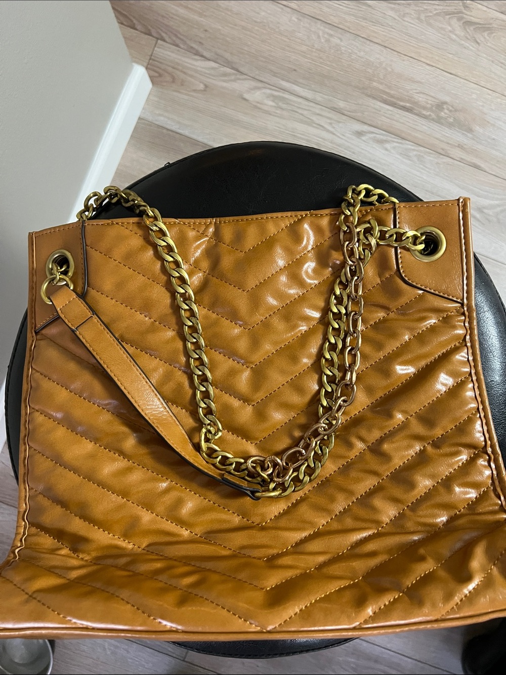 Elegant Quilted Chain Shoulder Bag